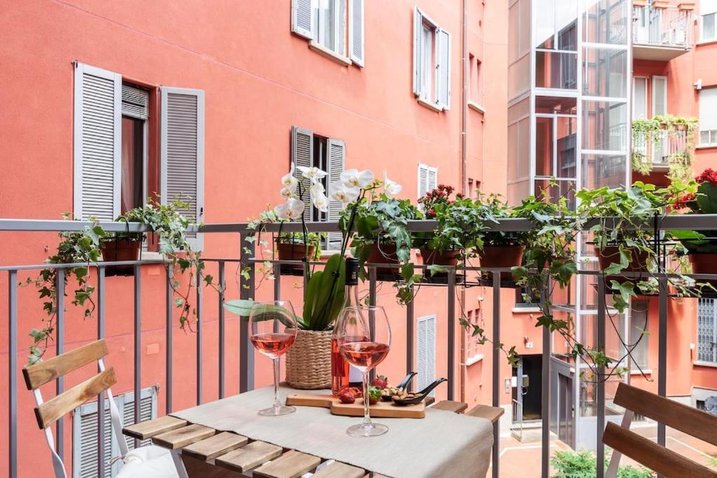 New Jungle & Charming Flat - Zona De Angeli Apartment Milano Ngoại thất bức ảnh
