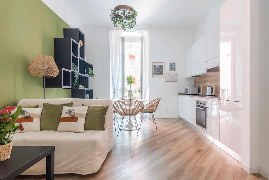 New Jungle & Charming Flat - Zona De Angeli Apartment Milano Ngoại thất bức ảnh